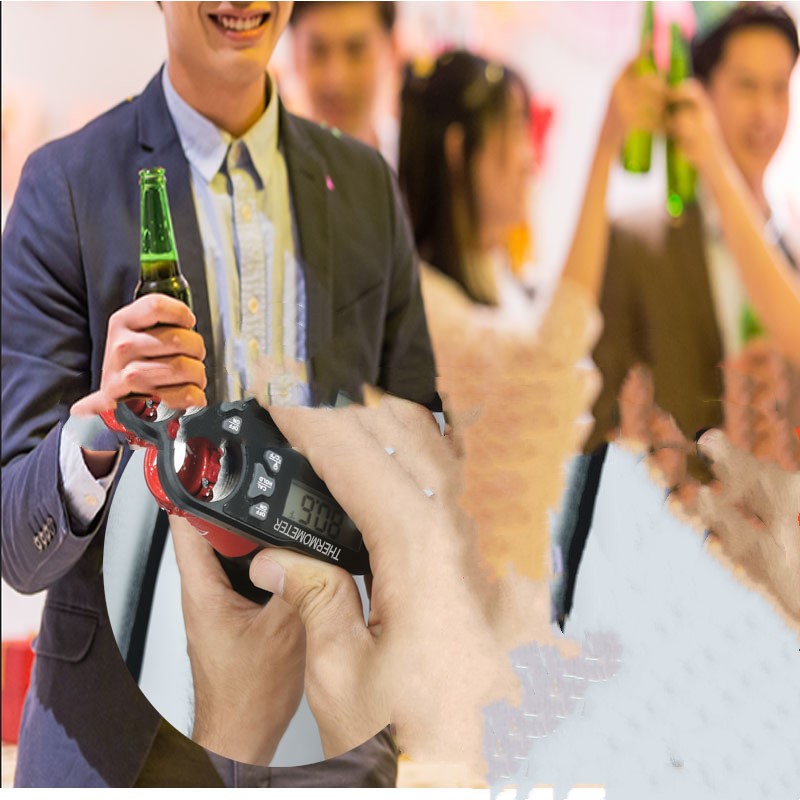 Instantly read meat thermometer